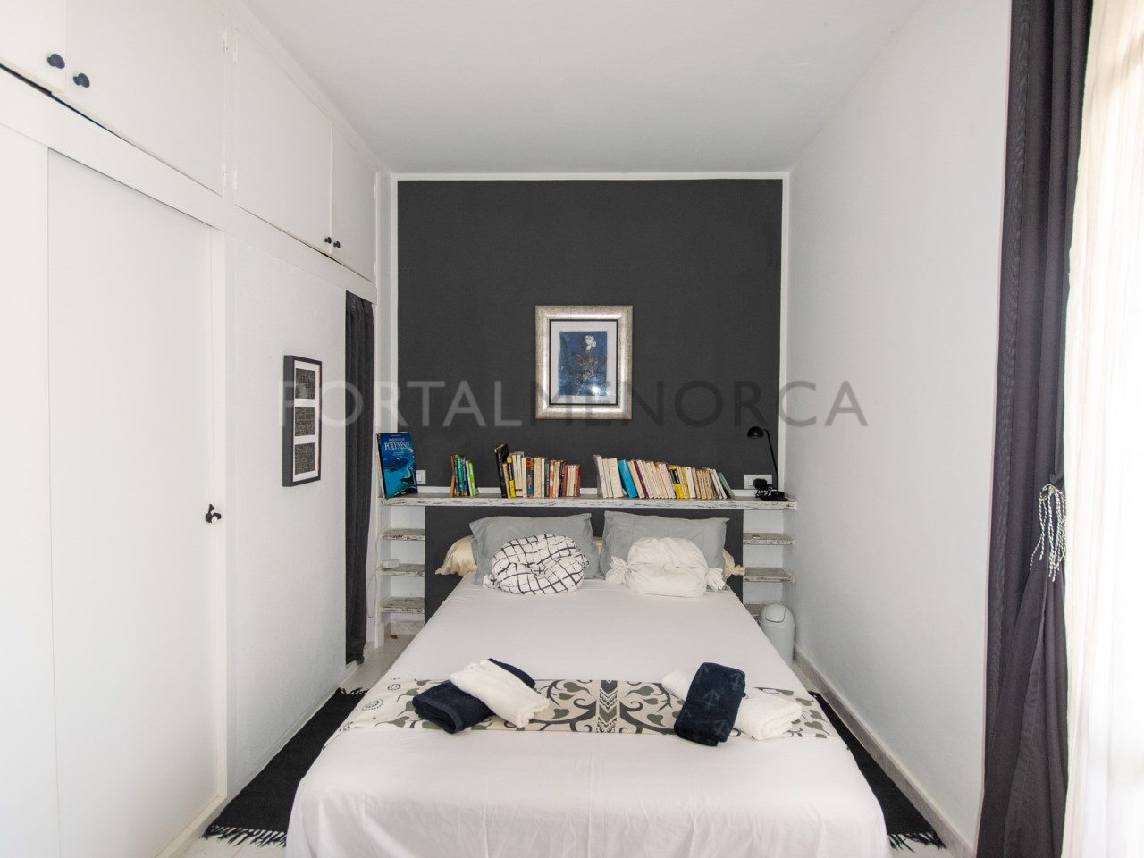 Chambre avec vue sur un appartement de 3 chambres avec une vue magnifique sur Cala Tirant et les plages de Fornells