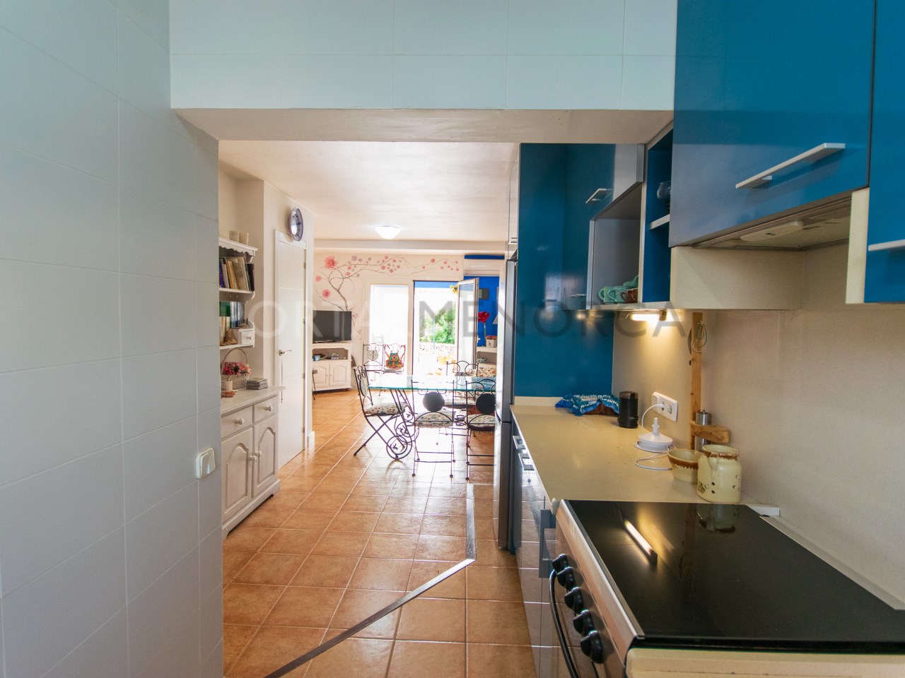 Cocina de casa adosada de dos dormitorios en venta en Cales Coves