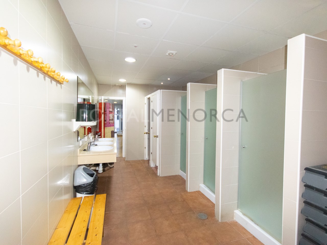 Changing rooms in a building for sale in the village of Sant Lluis