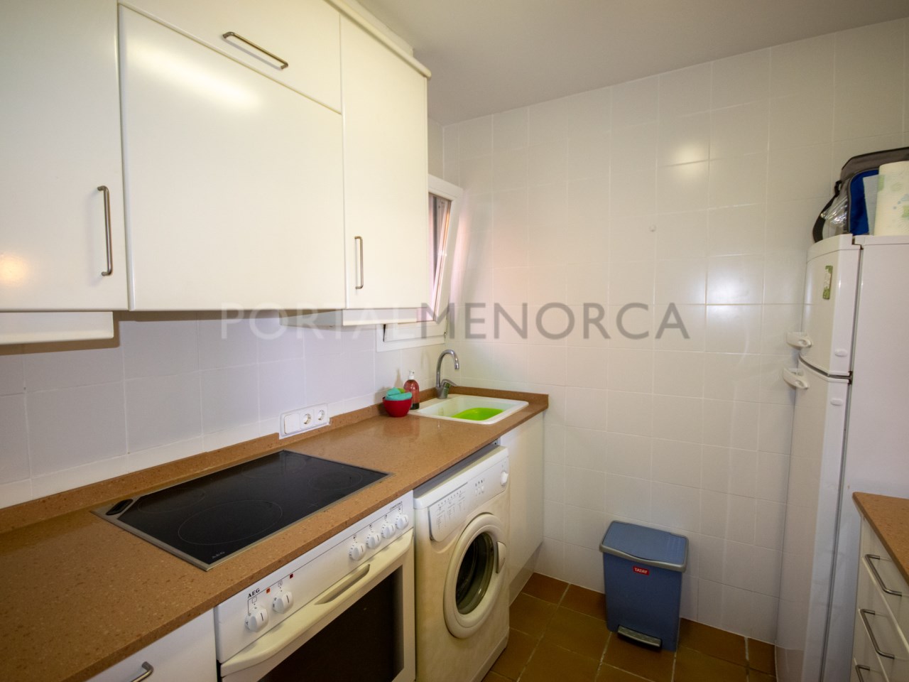 Cocina de piso de 2 dormitorios con terraza en venta en Es Mercadal