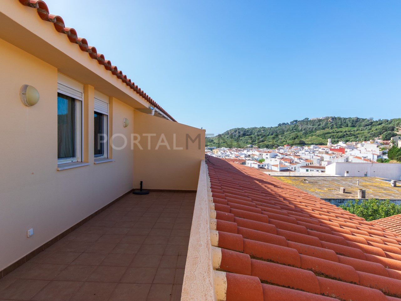 Terrace overlooking the village of ground floor house with 2 terraces in Ferreries