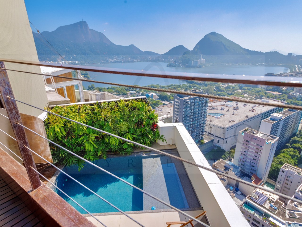Discover the most beautiful luxury penthouses on the Rio de