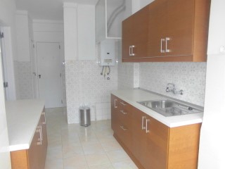 Apartment › Oeiras | 3 Bedrooms | 2WC