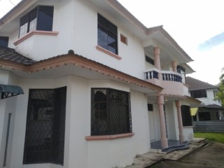 Detached House › Gadong A | 6 Bedrooms
