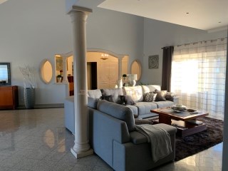 salon - Belle villa T4 +1 avec piscine et vue sur le château - Ourem%12/33