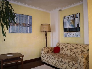 sala estar -charmosa casa T3 única e recuada, inserida num pátio privado, verdejante - Lisboa -Santo Antonio%12/30