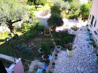 jardin -Maison T7 avec un grand potentiel dans un environnement calme, Espite%5/24