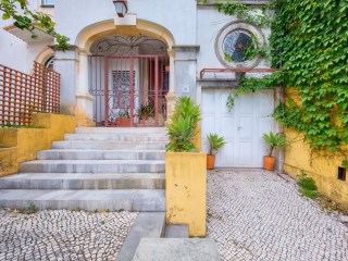 Belle villa d'architecture des années 1940 - centre de Coimbra%3/38