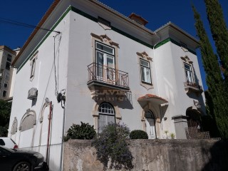 Belle villa d'architecture des années 1940 - centre de Coimbra%36/38