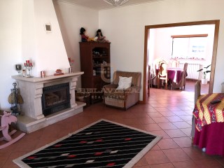 living room - Excellent opportunity 6 bedroom villa in a residential area - near Fatima%6/20