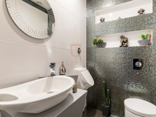 Bathroom%23/26