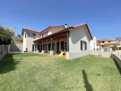 Casas e Moradias para venda em São João da Madeira, Aveiro - SUPERCASA