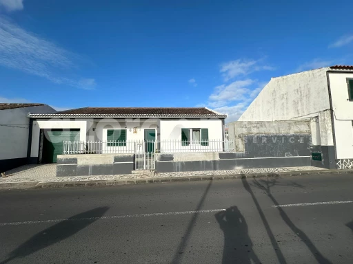 Real estate listings Fajã de Baixo. Houses, apartments, lands for sale Fajã  de Baixo