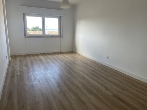 Bright apartment with sea view%5/14