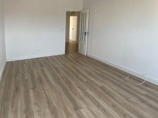 Bright apartment with sea view%6/14