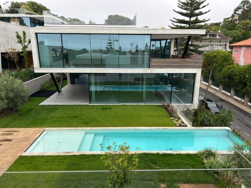 Luxury newly built villa with sea view, in Cascais centre%29/30