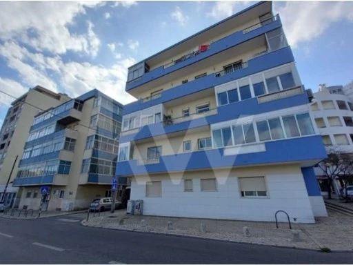 Casas e apartamentos para venda no Porto perto de: Igreja Paroquial de  Cristo Rei - SUPERCASA