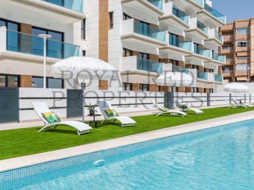 Luxury Beachfront Apartment | 3 Szobák | 2WC