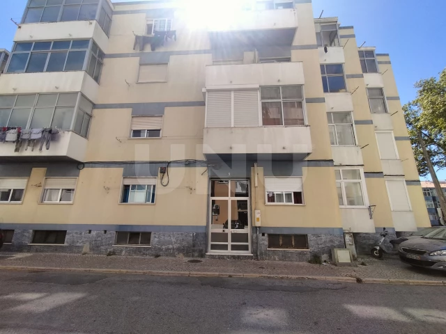 Apartamento T1 Qta S.Nicolau, Corroios