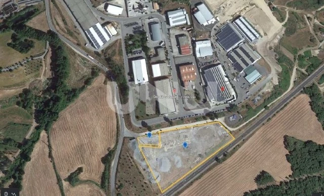 Lote de terreno com 15.324 m2 para venda no Parque Industrial do Canhoso, na Covilhã!