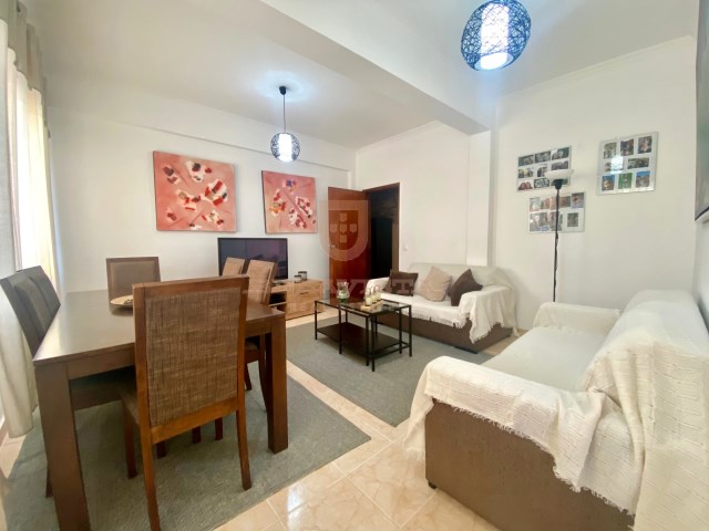 4 bedroom villa with garage and yard in the centre of Olhão | 4 Bedrooms | 2WC