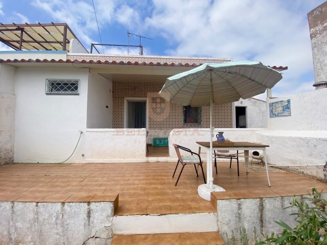 Traditional Portuguese 2+1 bedroom villa with garage - Olhão | 2 Bedrooms + 1 Interior Bedroom | 1WC