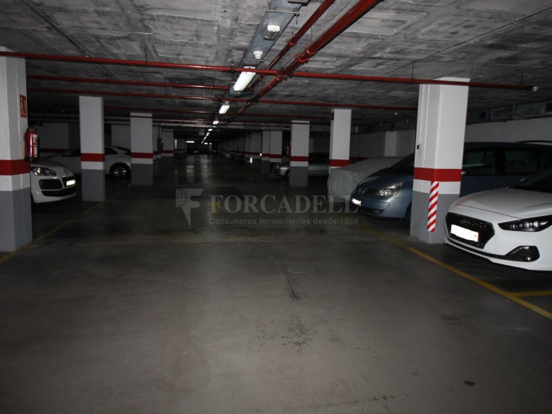 Parking space for sale in Mollet del Valles 3