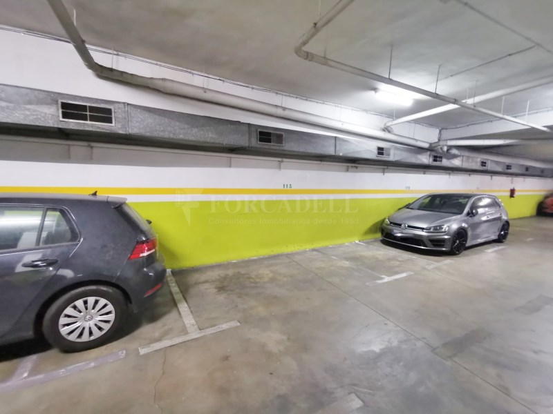 Plaça d'aparcament per a cotxe mitjà en venda a Granollers #4
