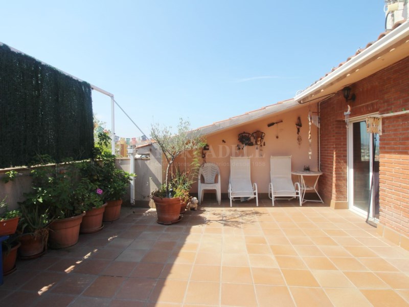 Fantàstica casa de 3 plantes amb terrassa i garatge a Les Franqueses del Vallès #1