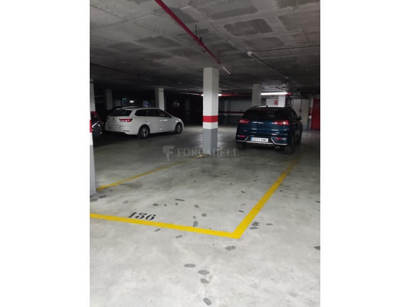Plaza de parking en venta en Mollet del Vallès 7