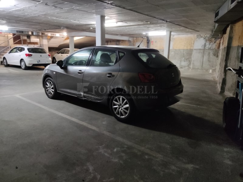 Plaça d'aparcament en venda a Mollet del Vallès 5