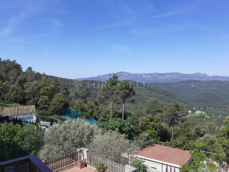 Large house with spectacular panoramic views to El Farell 7