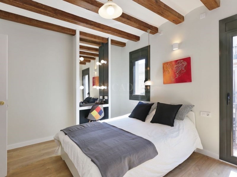 Renovated apartment in the neighborhood of Poble-sec #5