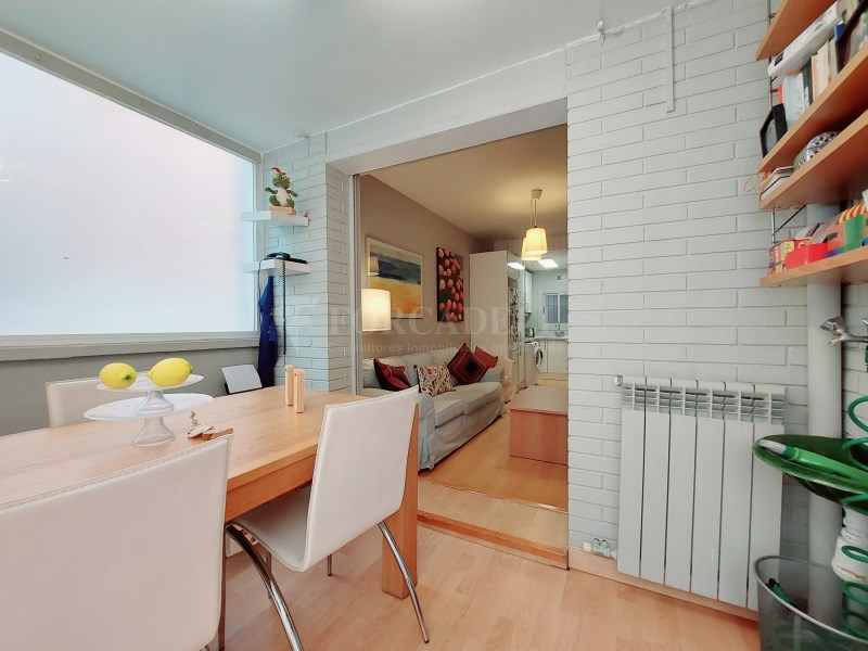 Magnificent apartment with a terrace on Calle Pujol in the Bonanova neighborhood of Barcelona 4