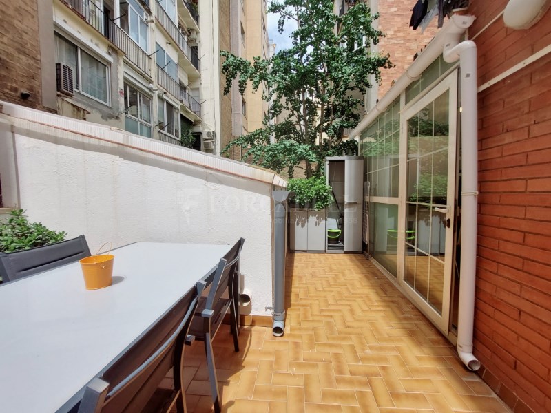 Magnificent apartment with a terrace on Calle Pujol in the Bonanova neighborhood of Barcelona #11