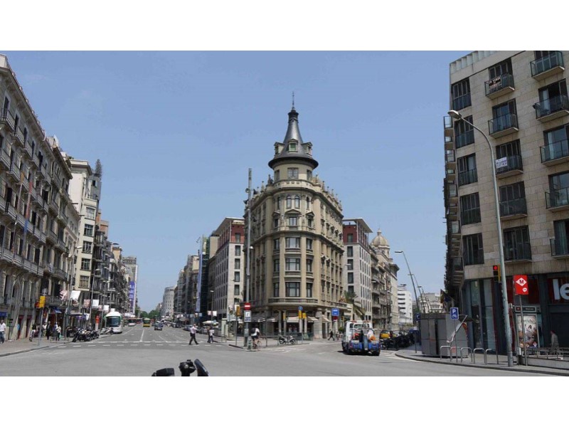 Magnífic pis en venda a Plaça Universitat, Barcelona #24