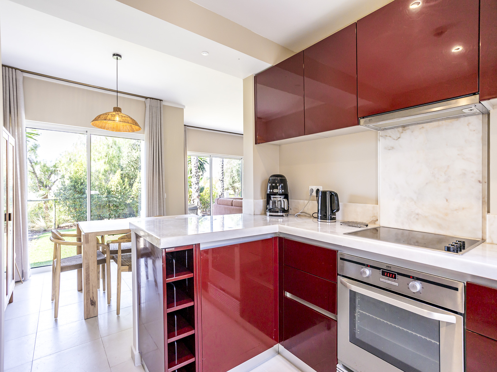 Moradia Geminada T2 com 109 m² em condomínio privado, no Carvoeiro - Venda Direta Imobiliária