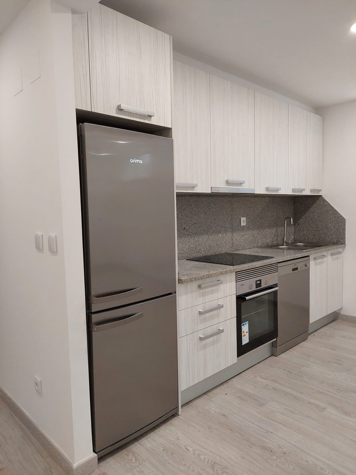 Refurbished Apartment in Estação (Mina) – 60 m²