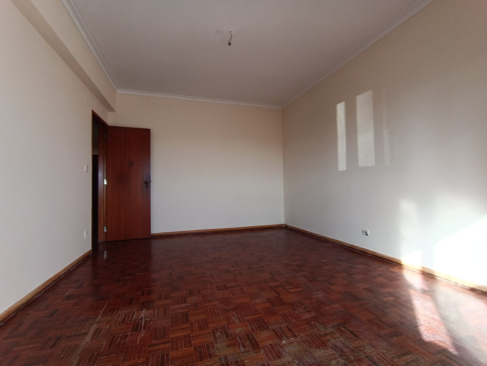 Used Apartment in Mem Martins – 90 m²