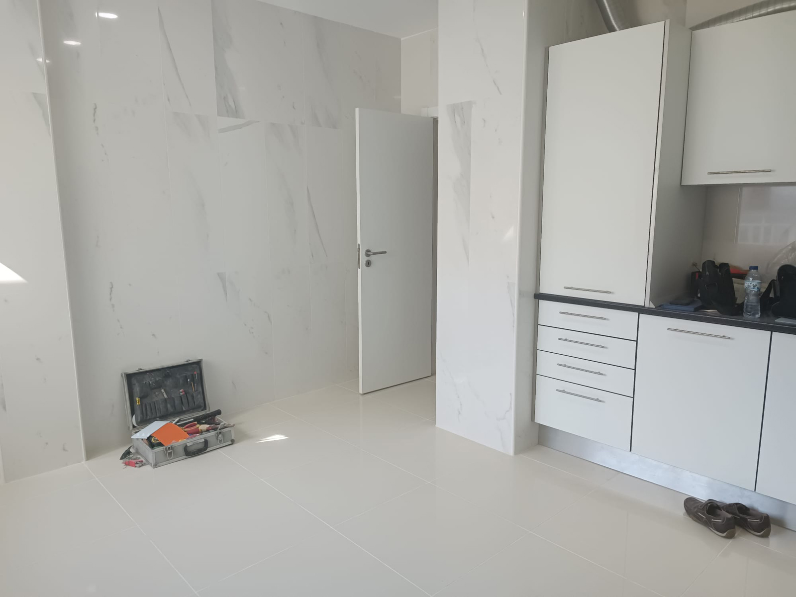 Refurbished Apartment in Centro (Carnaxide) – 90 m²