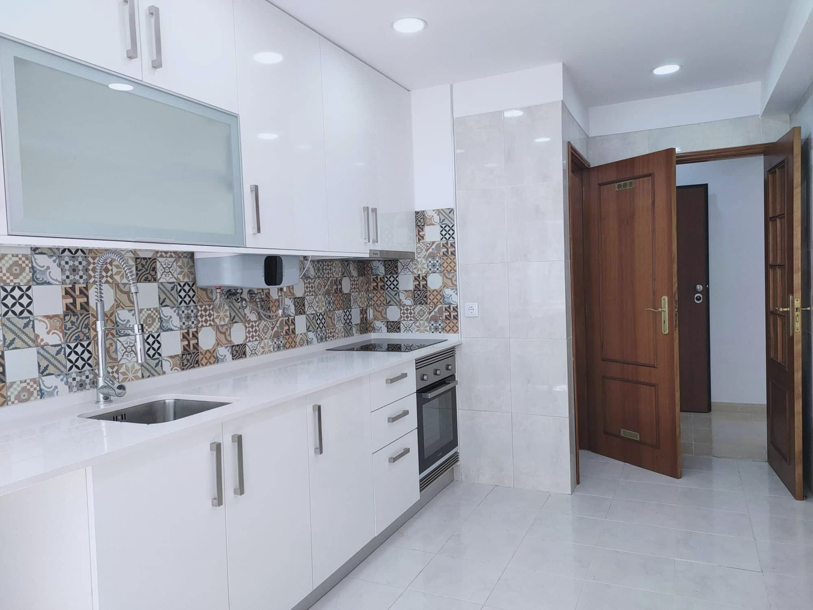 Remodelled Apartment in Jardim da Radial (Ramada) – 107 m²