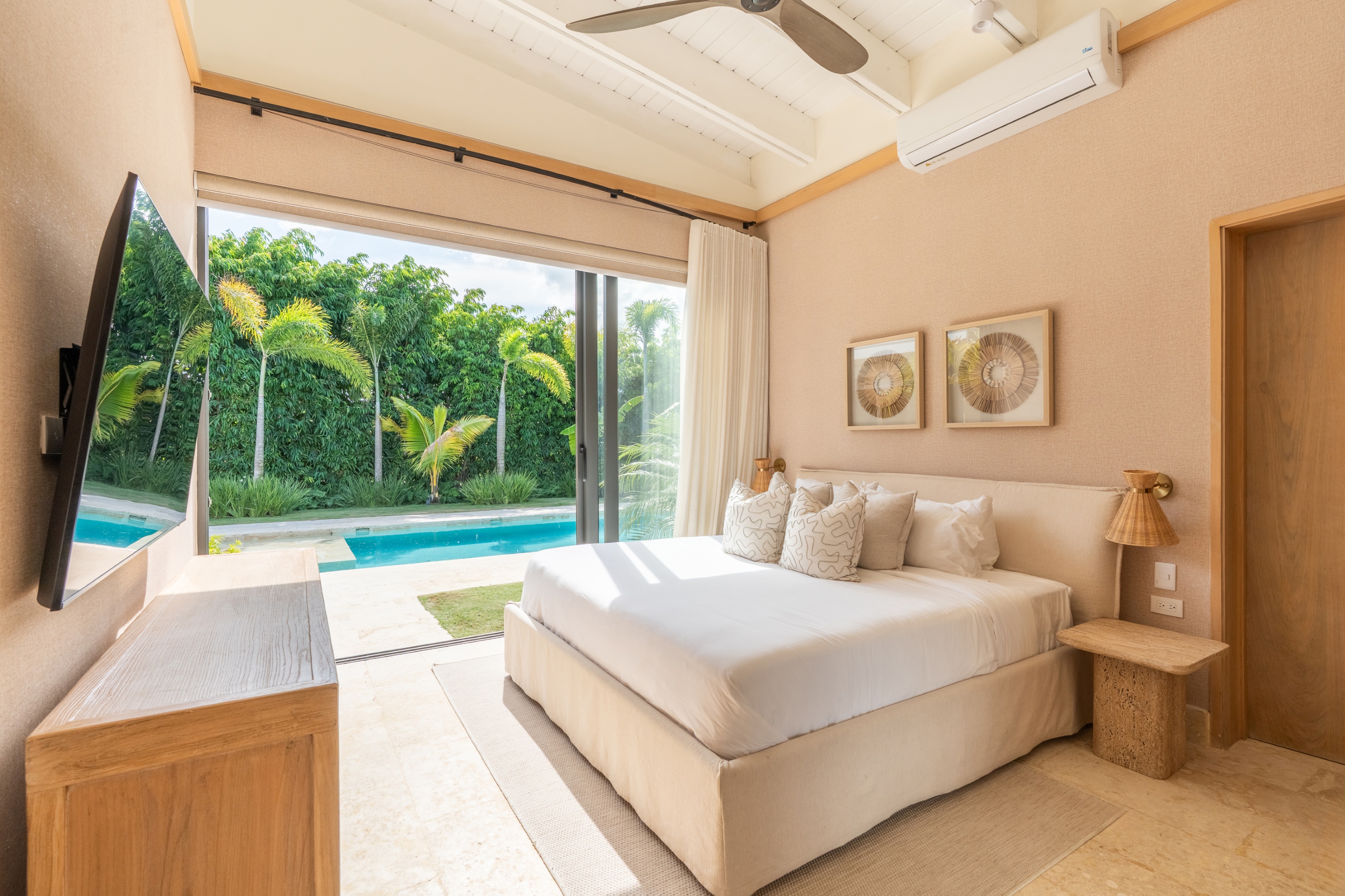 Balinese Luxury Villa for Sale in Punta Cana - Image 8