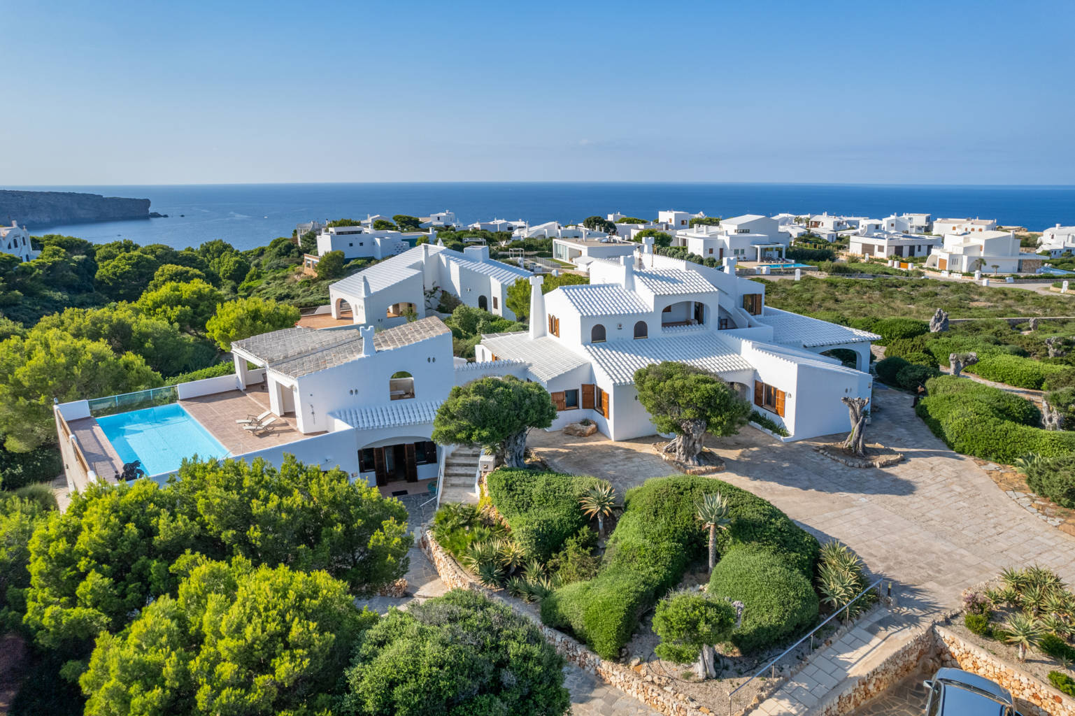 Villa Cala Morell for sale sea views