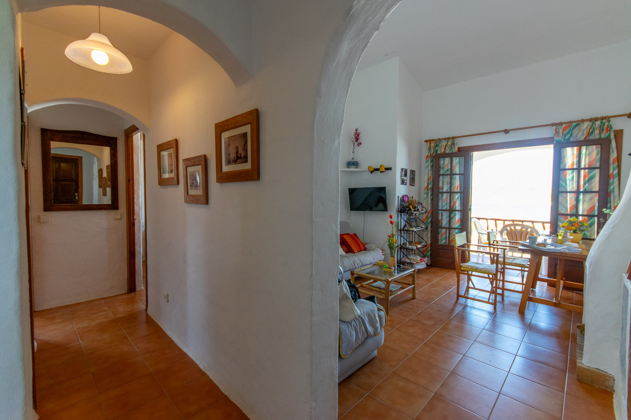 Entrance hall apartment with sea views in Playas de Fornells