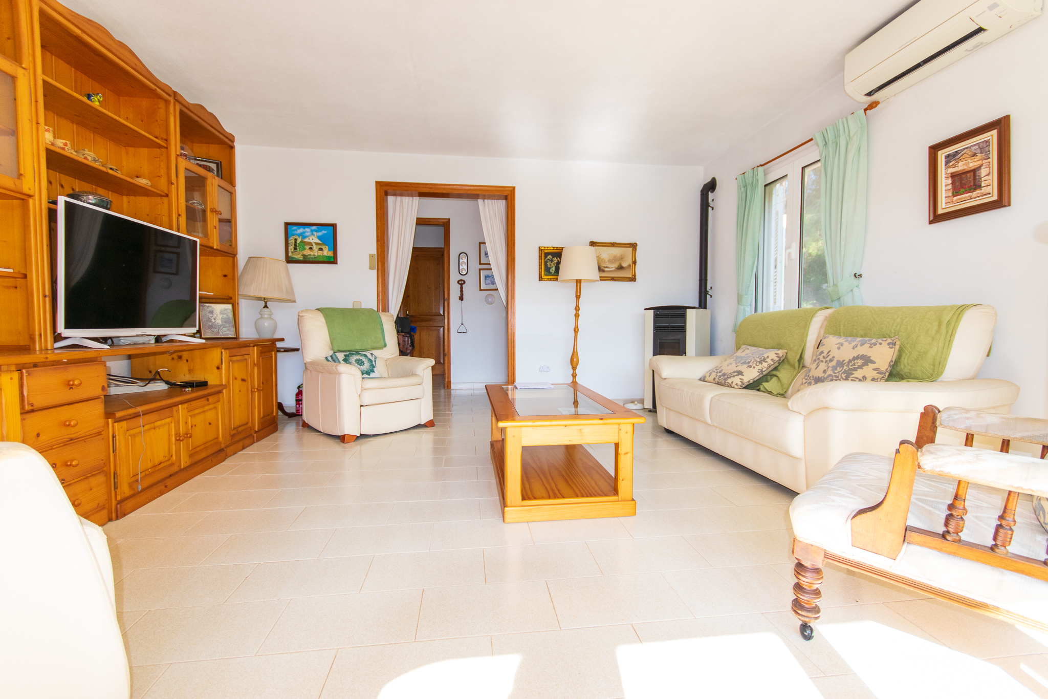 Duplex living room with good views in Cala Galdana