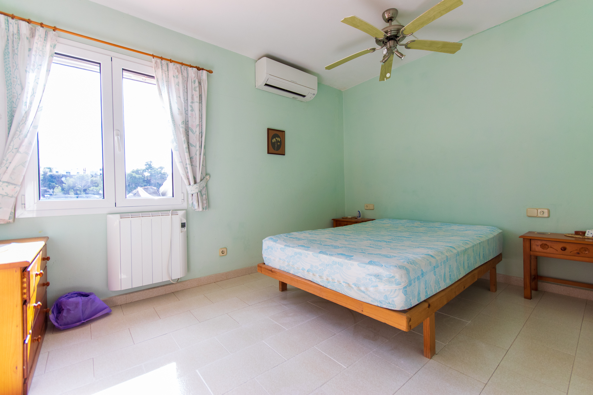 Chambre double en duplex avec de belles vues à Cala Galdana