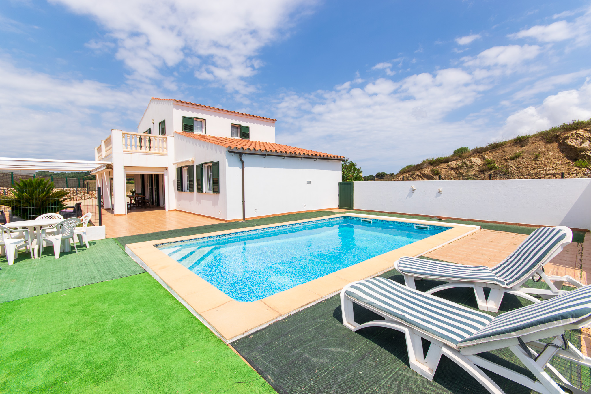 Menorcan house with pool and garage in Mercadal