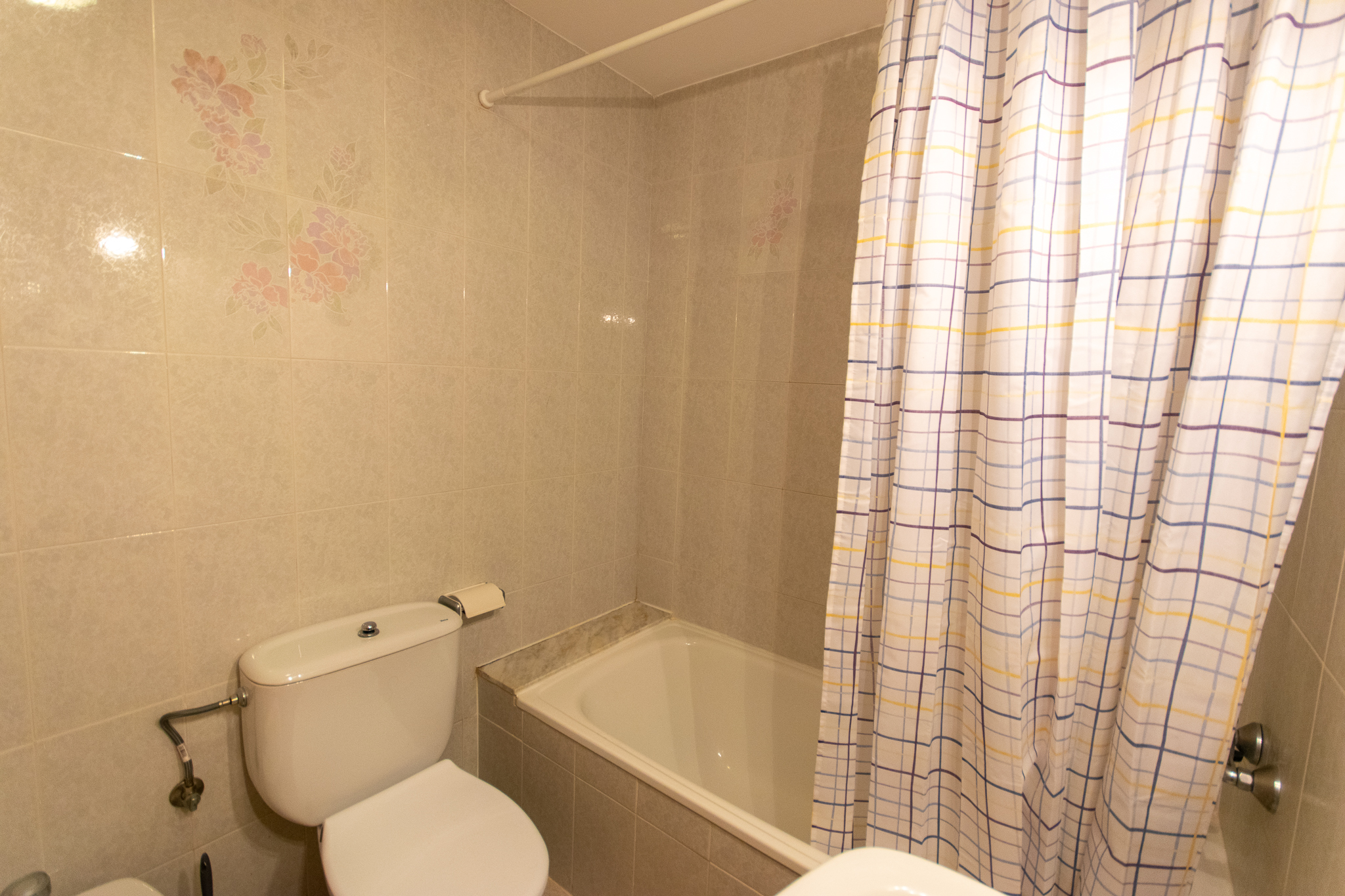 Family bathroom apartment with golf views in Son Parc