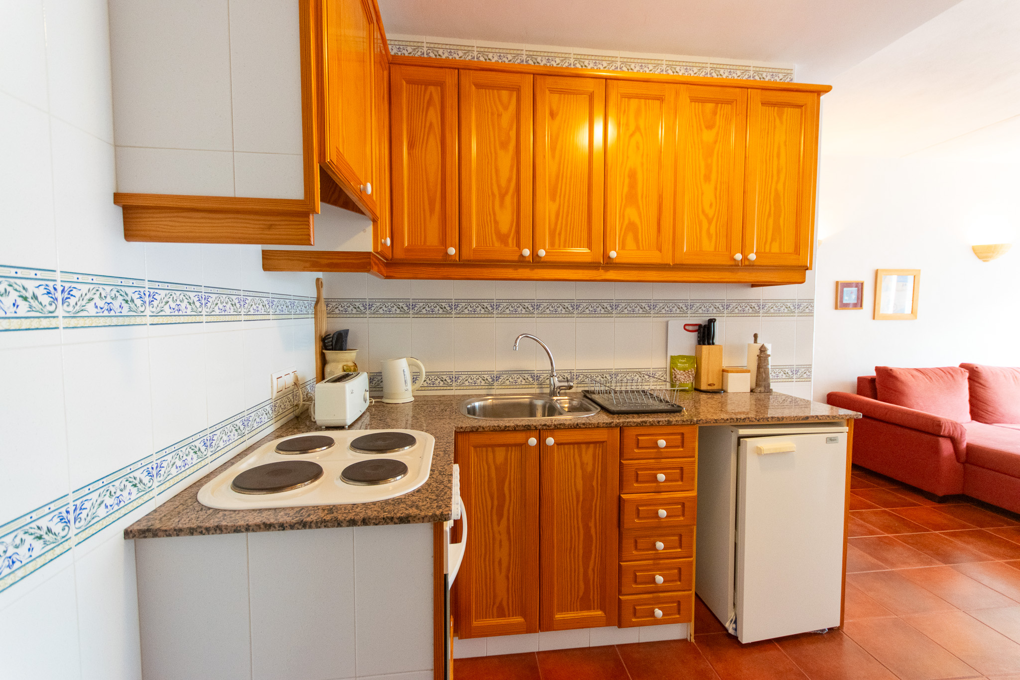 First floor kitchen with balcony in Es Mercadal