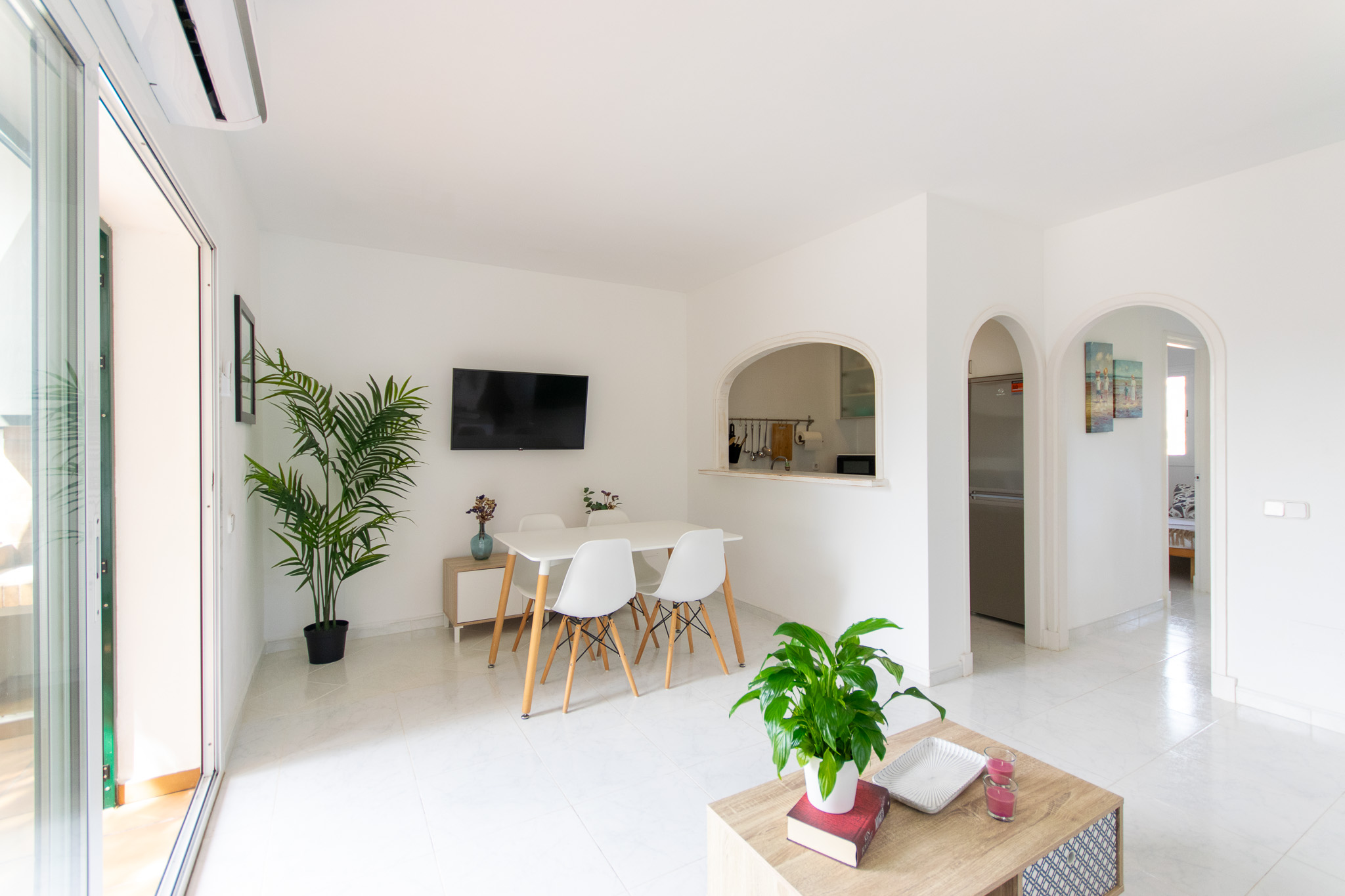 Living-dining room of a beautiful renovated flat in Son Parc